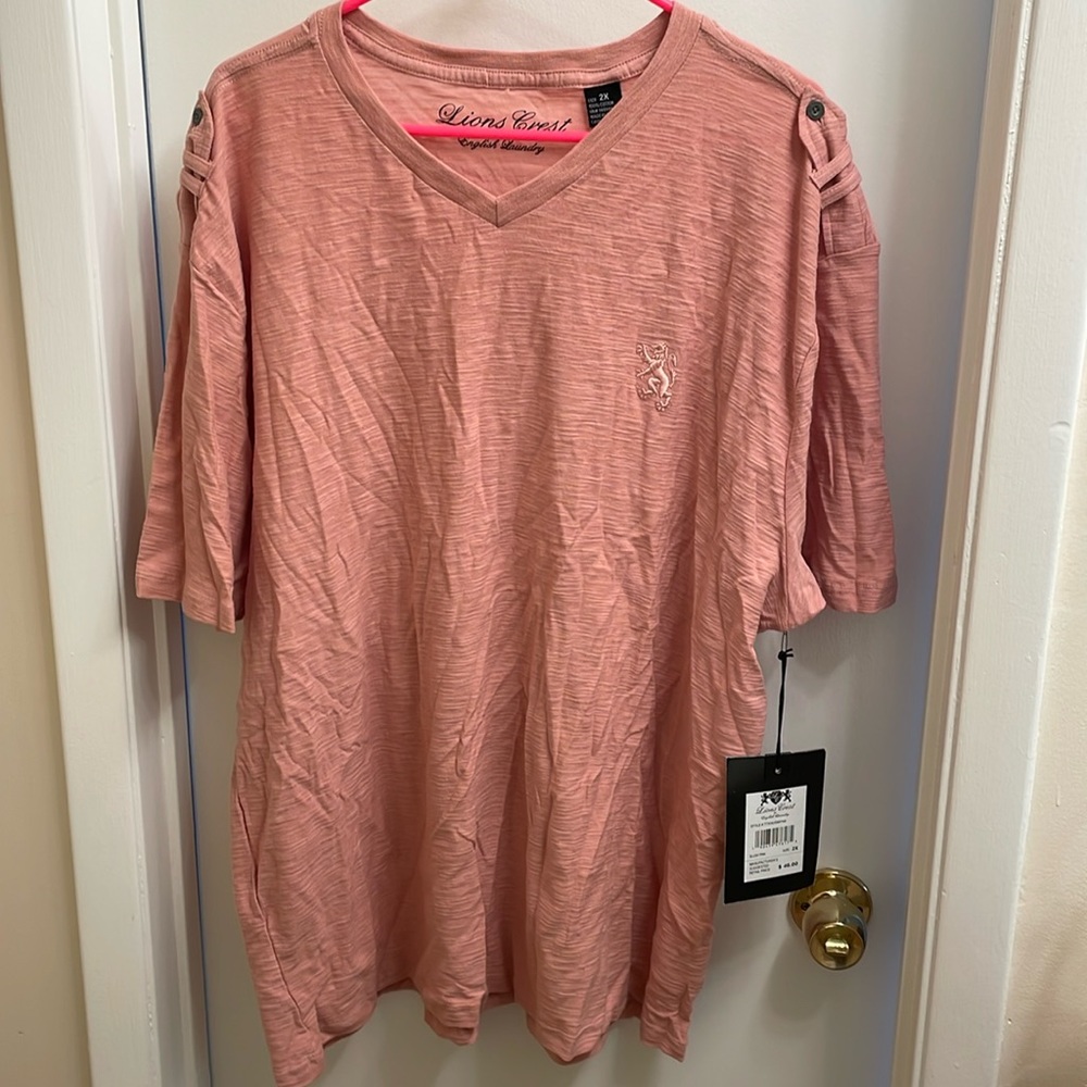 Lions Crest Tee